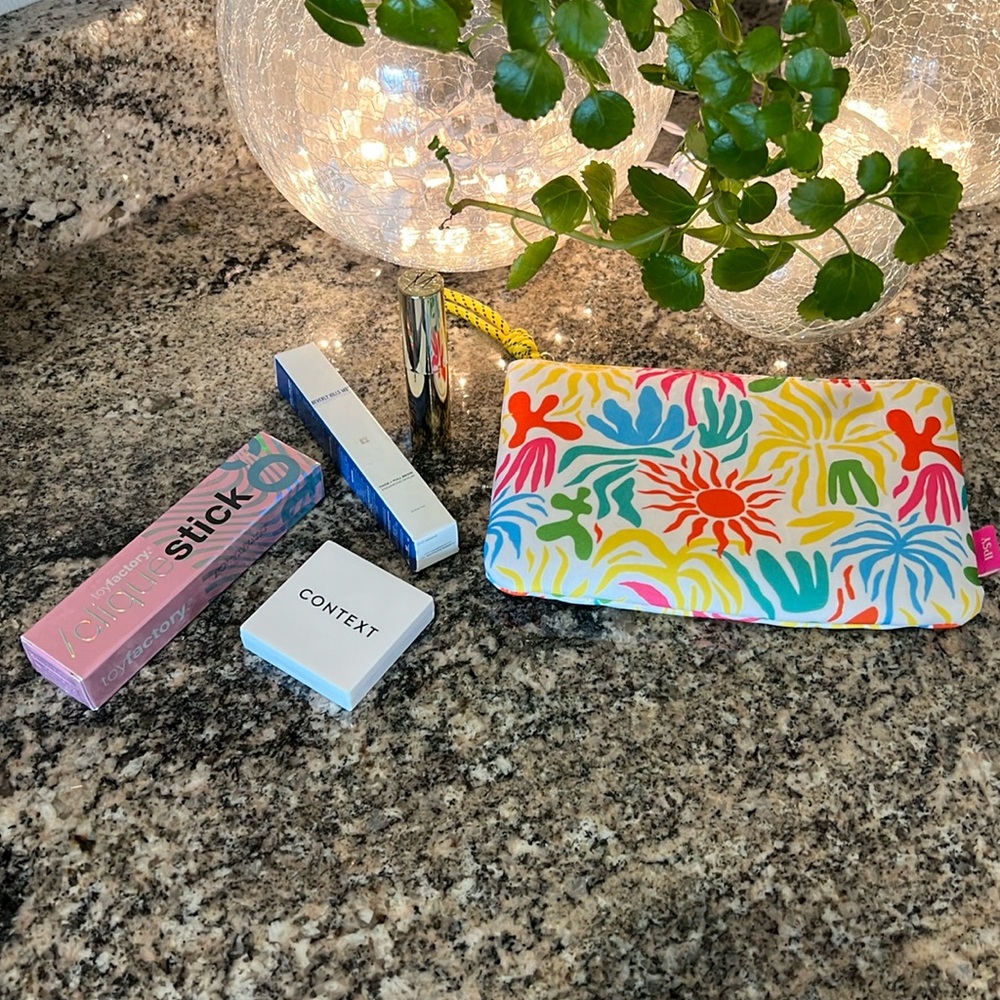 Ipsy Makeup Bag and Bundle